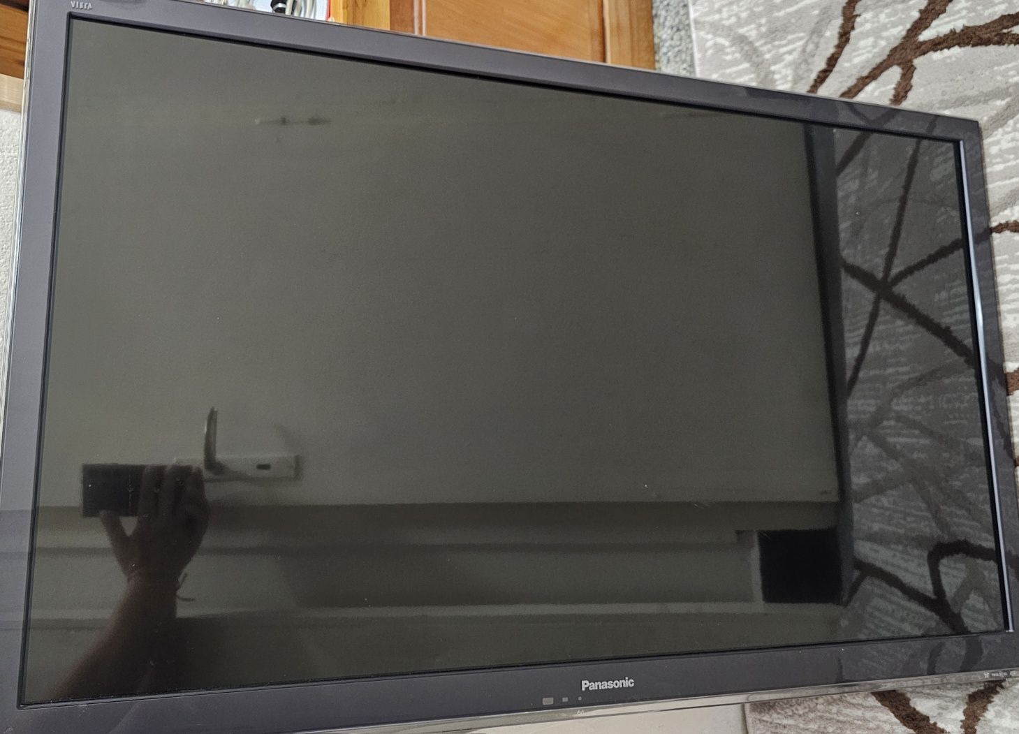 Panasonic TX L42ET5E /НА ЧАСТИ/