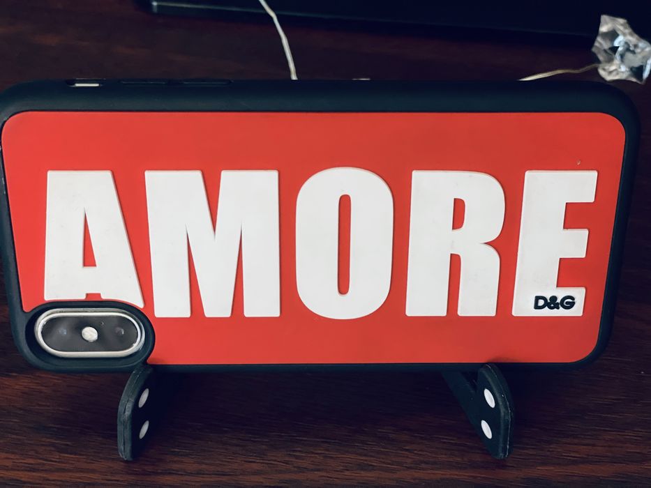 Vand husa originala, editie limitata AMORE, Dolce Gabbana pt Iphone X