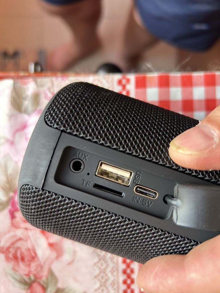 Vând Boxa Bluetooth