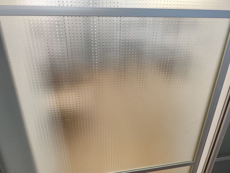 Usi glisante culisante