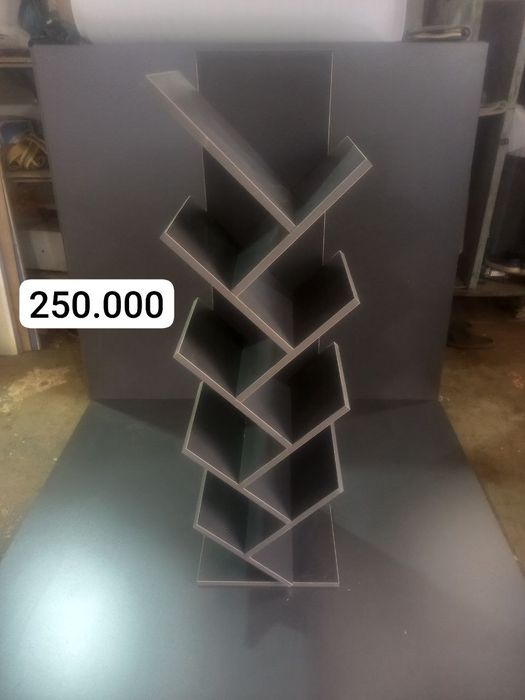 Kitop qoysh uchun mahsus polkachalarmiz 4ta razmerda mavjut Seriy rang