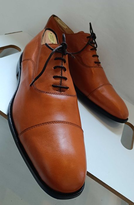 Pantofi oxford de lux 45 lucrati manual Bruno Magli NOI piele nat moal
