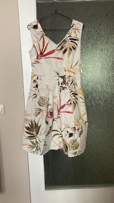 Лятна дамска рокля нова с етикет