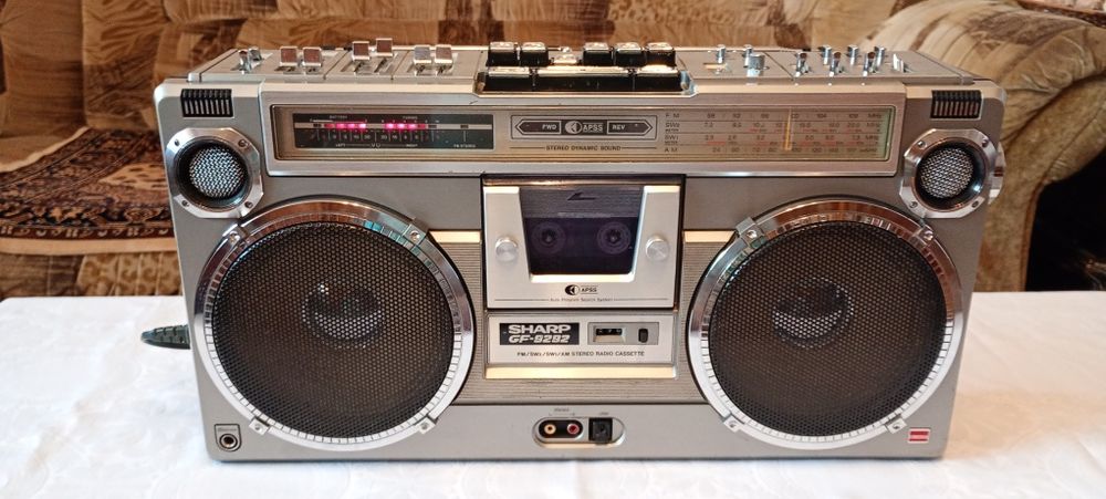 Radio-casetofon SHARP Gf-9292 X