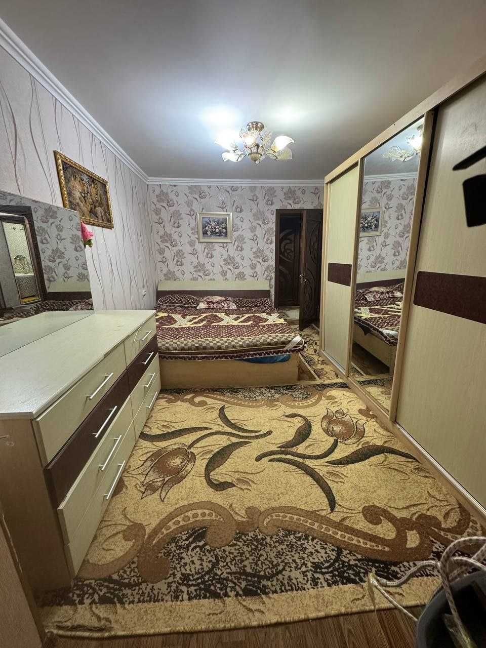 3 хонали квартира 2 каватдан сотилади Центральный аптека