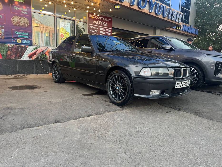 BMW sedan e36 m40 318