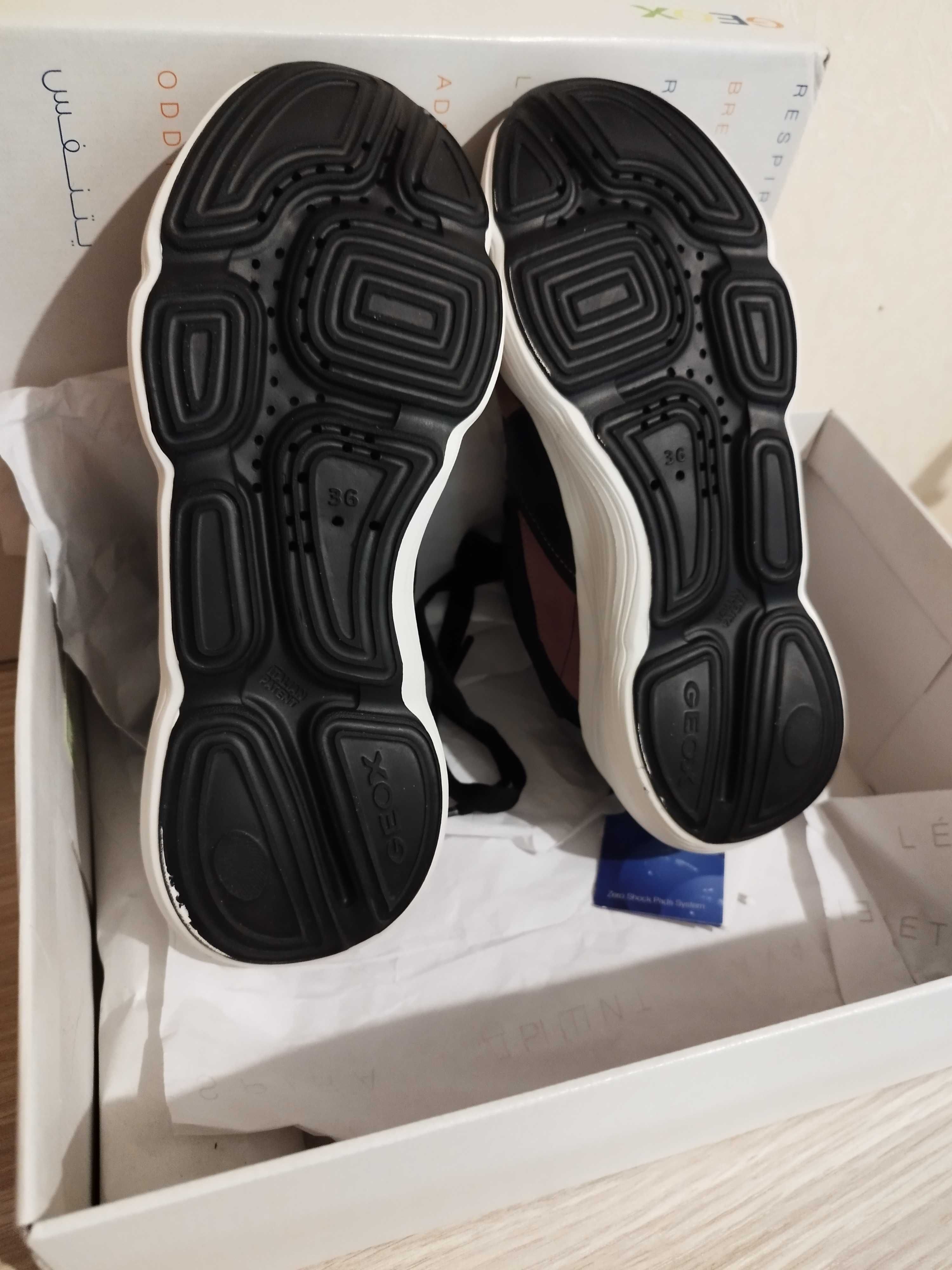 НОВЫЕ высокотехнологичные кожаные кроссовки, 35 размер
