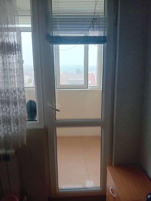 Тристаен - център