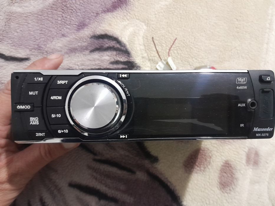 Срочно продам автомагнитолу