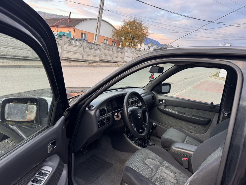 Mazda B2400  , 4x4 , 2005