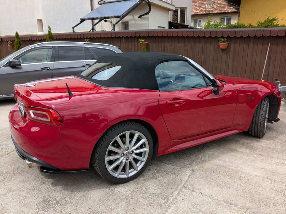 Fiat 124 Spider Lusso ( Mazda Mx5 ) 197 CP