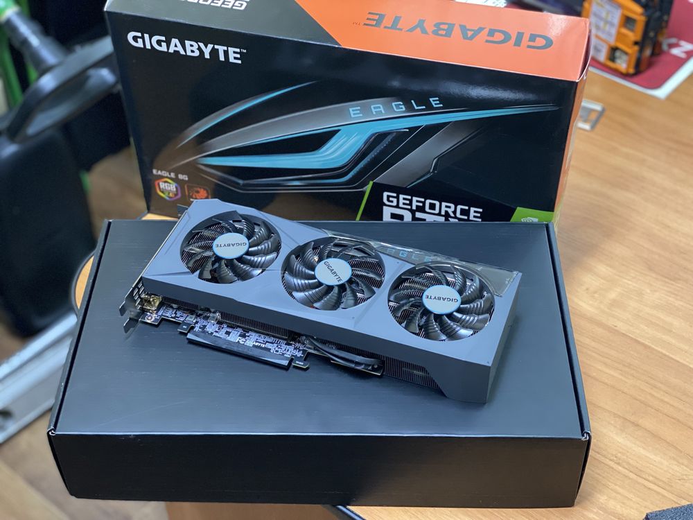 Продам видеокарту Gigabyte RTX 3070Ti Eagle 8Gb