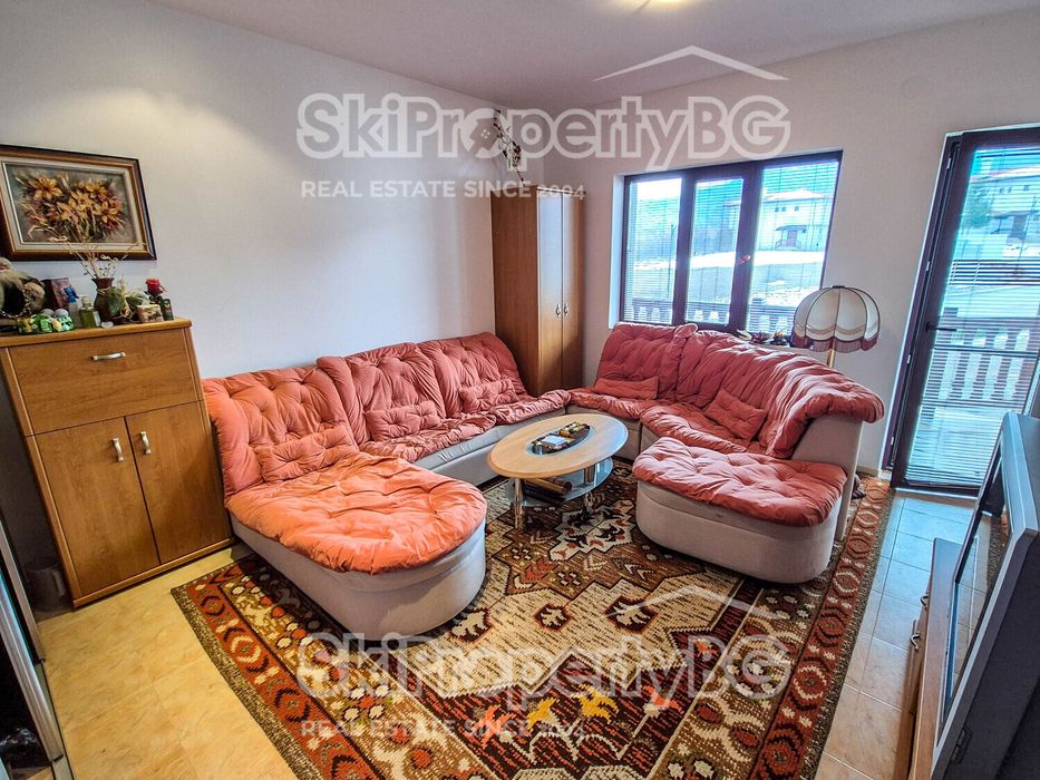 Обзаведен апартамент в Голф клуб Ибър с гледка към Рила!