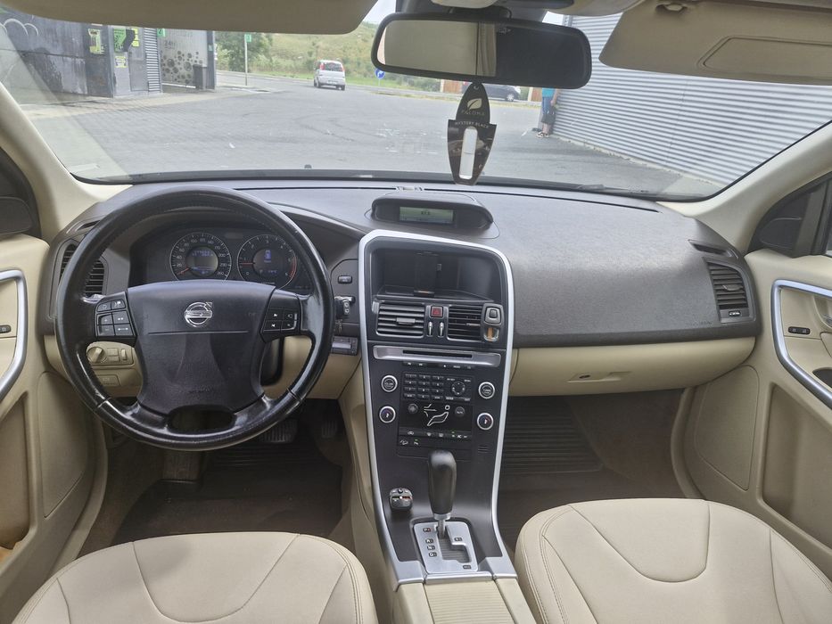 Volvo xc60,  4x4