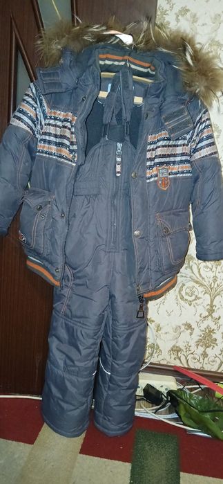 Зимния куртка со штанами на мальчика