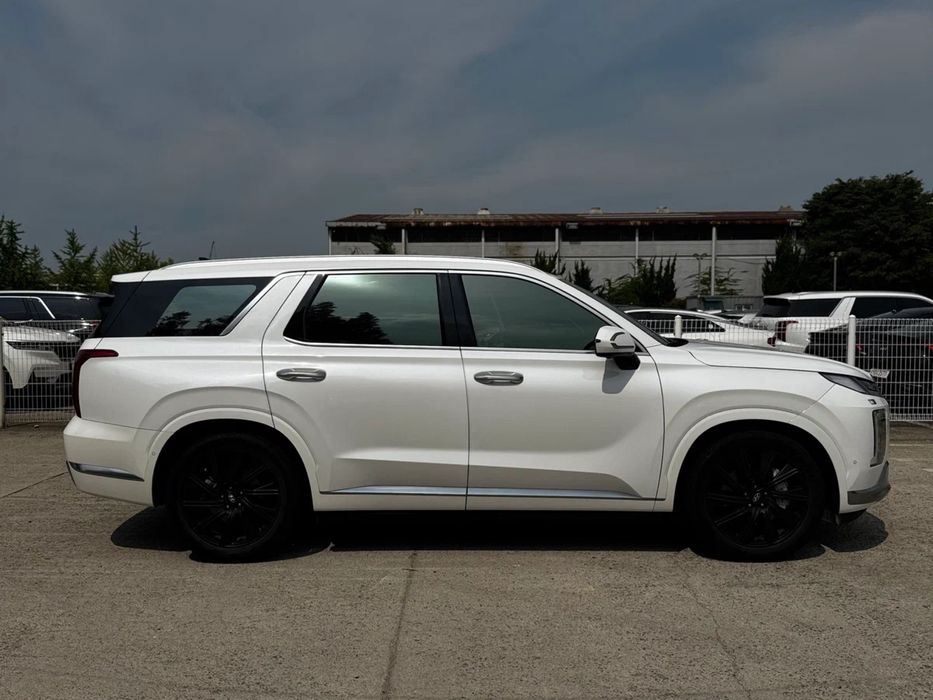 Продам свой Hyundai Palisade 2022. Новый.