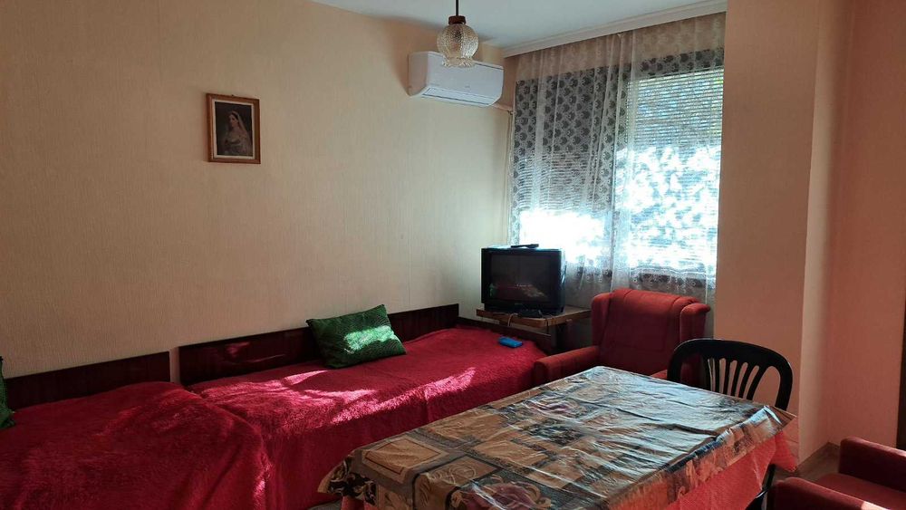 Дава се под наем Едностаен апартамент в Стара Загора, Център - 31 кв.м за 204 € - Снимка #2