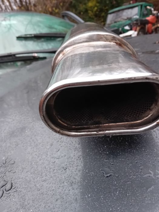 Продавам спортно гърне