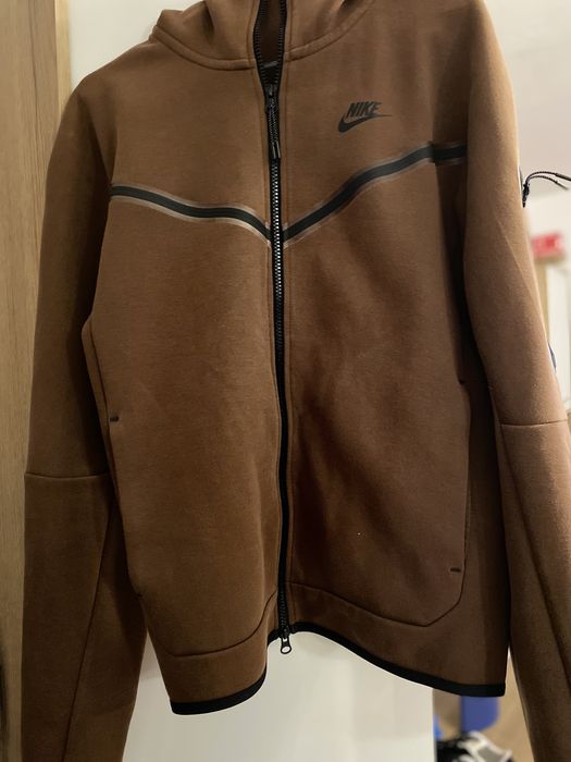 Nike Tech maron marimea M