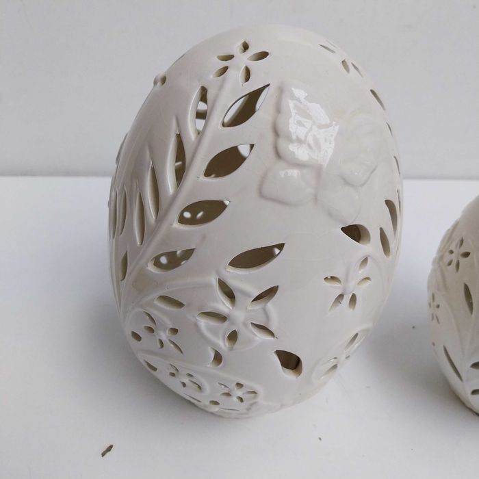 НАЙ ДОБРАТА ОФЕРТА Големи декоративни порцеланови яйца / свещник