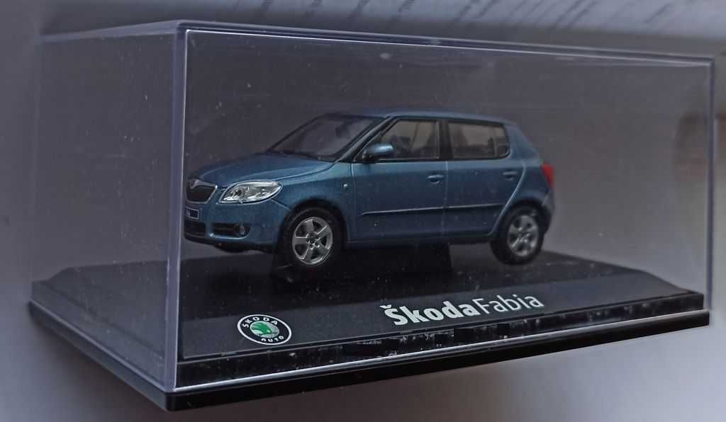 Macheta Skoda Fabia 2 (bleu) - Abrex 1/43