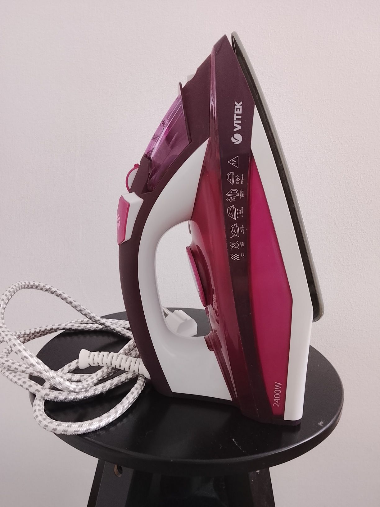 Утюг для одежды Vitek