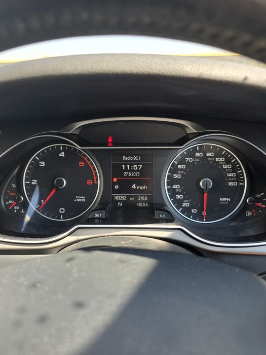 Audi A4 TDI Quattro Se S/S Volan Dreapta
AUTOMATA,