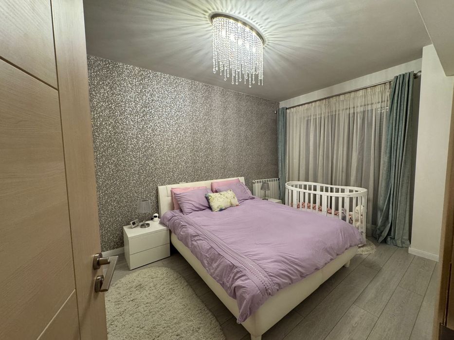 Inchiriez apartament pe strada Buna Ziua