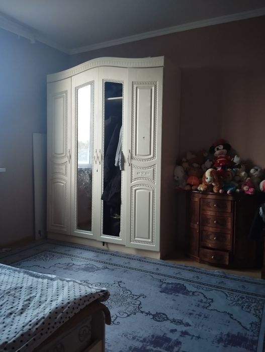 Продам спальный гарнитур