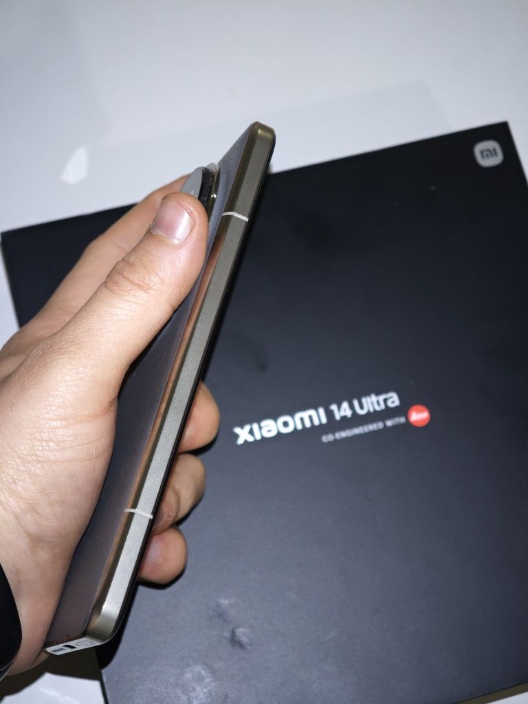 Xiaomi 14 ultra titanum edition