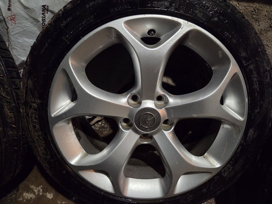 Джанти с гуми 5х110 17