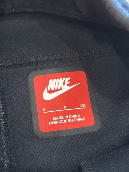 Nike Tech pantaloni S