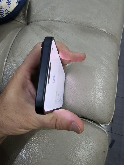 Iphone 15 Plus icloud като Нов