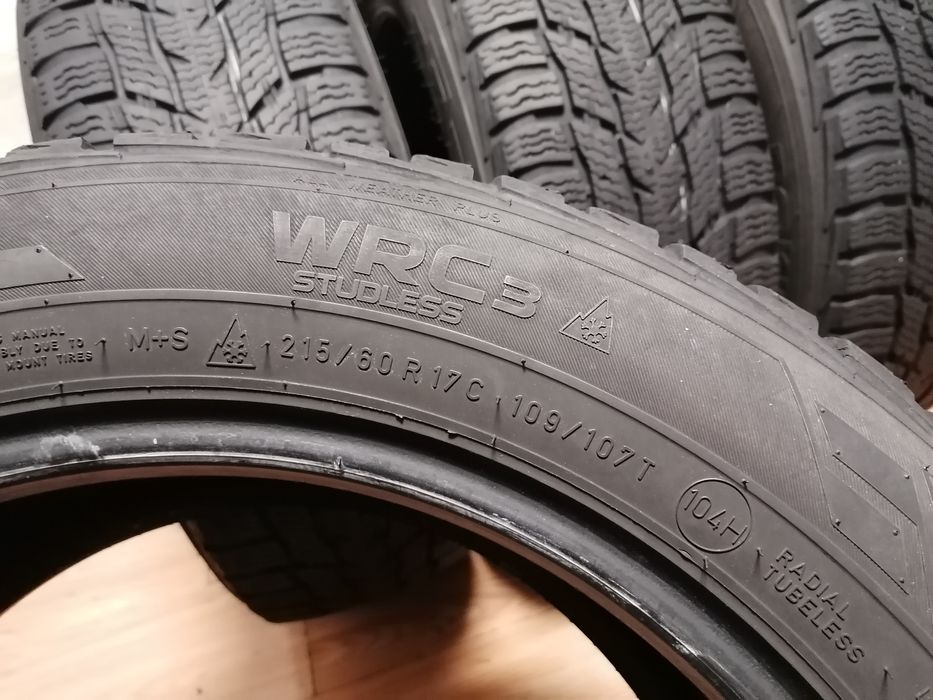 215/60/17C Nokian / бус зимни гуми