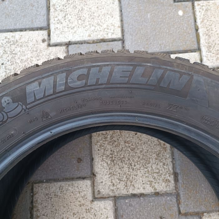 235 55 19 Michelin Latitude Alpin