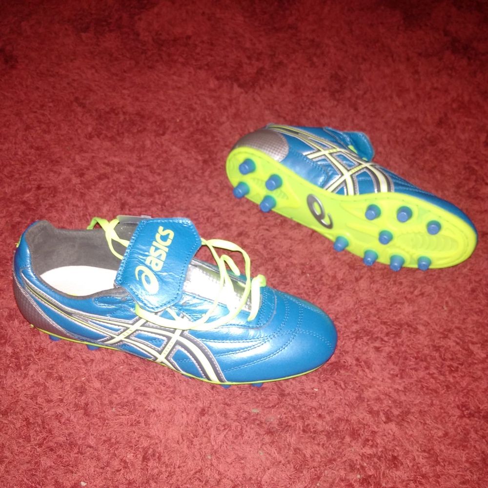 Ghete fotbal Asics din PIELE (noi)