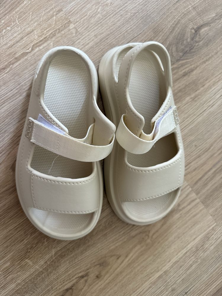 Сандали тип Uggs