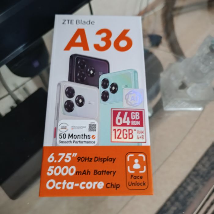 Продам телефон срочно