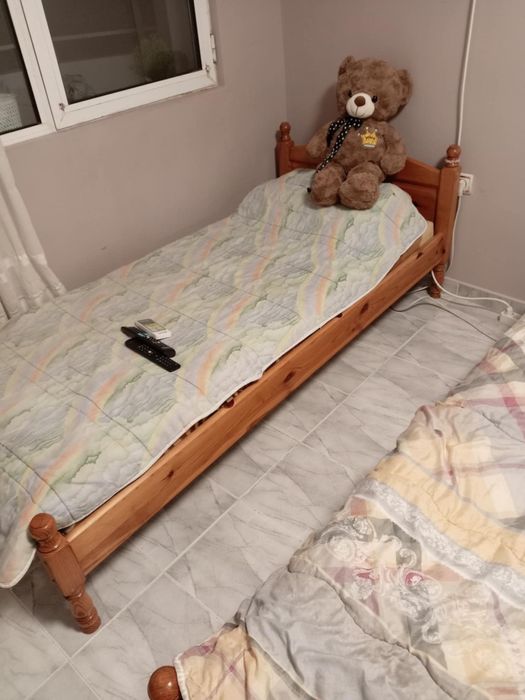 3 единични легла.