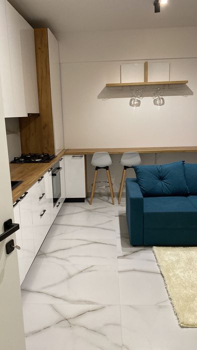 Studio Biruinței 93 de inchiriat, 3 min metrou Berceni