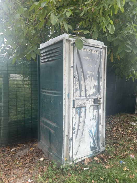 Vand toaleta ecologica Urgent