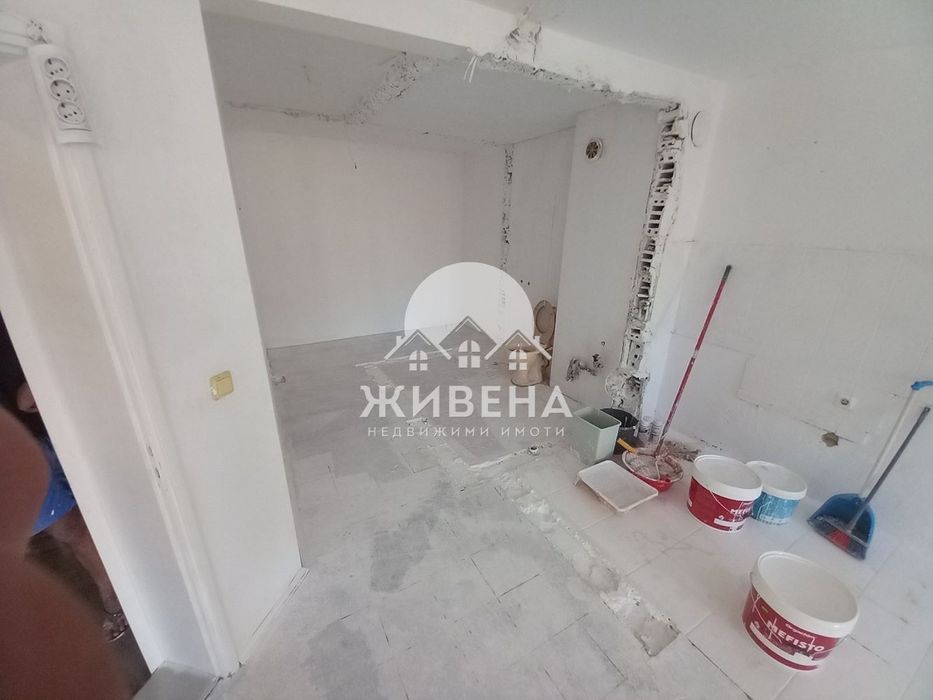 Продава се Двустаен апартамент в Варна, Червен площад - 63 кв.м за 2778 €/кв.м - Снимка #4
