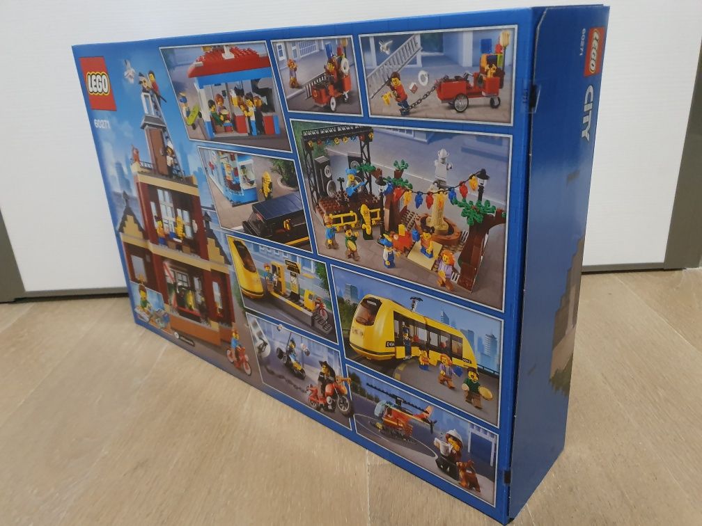 LEGO City Piata principala 60271 nou sigilat