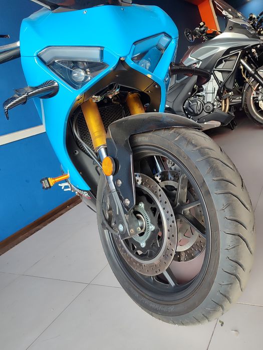 Ducati super motor 400cc injector