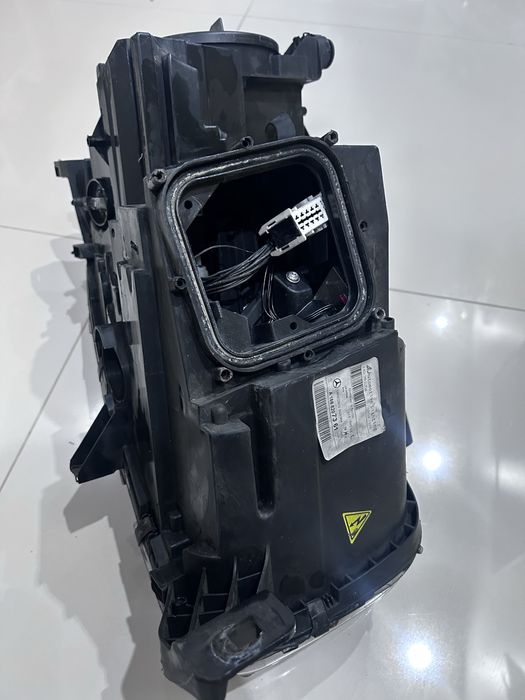 оригинален ляв фар за Mercedes GL-Class X166 (2012–2015