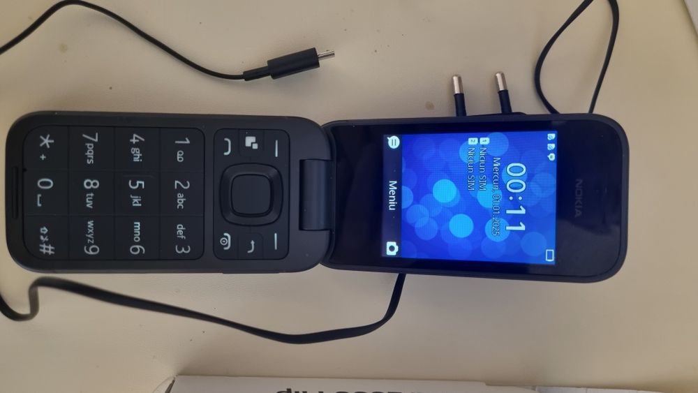Nokia 225 4g si nokia 2660 flip