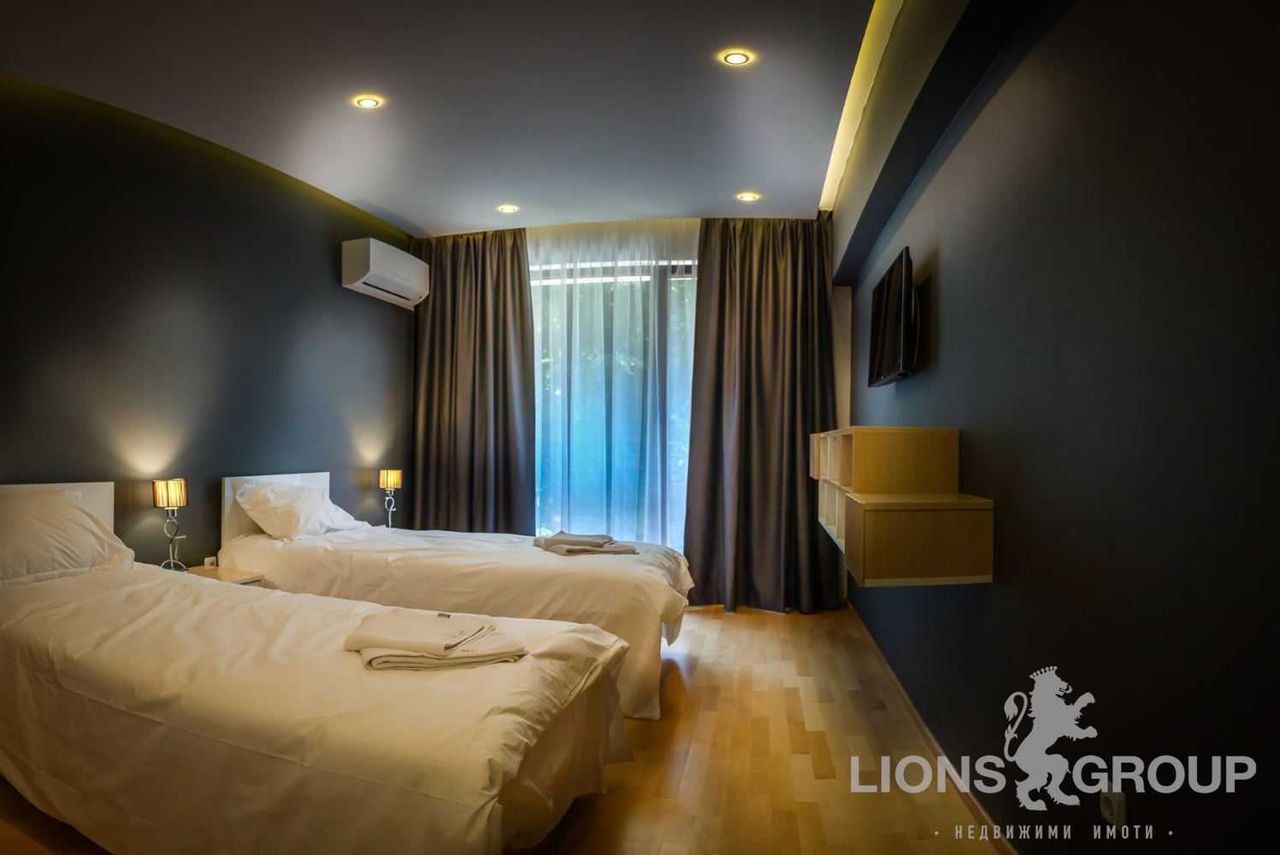 Дава се под наем Тристаен апартамент в Варна, ВИНС - 110 кв.м за 1326 € - Снимка #6