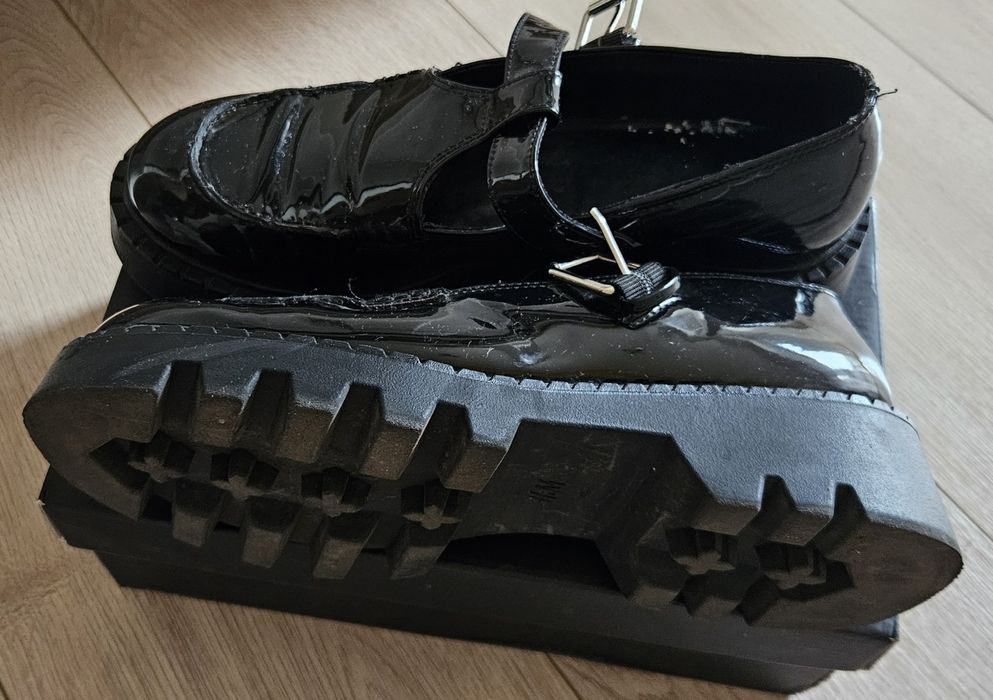 Pantof negri lac H&M