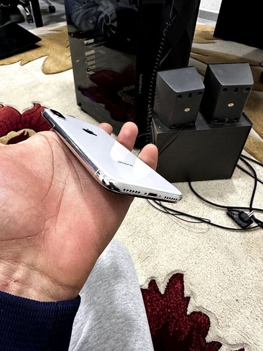 Srochno iphone x 256gb sotiladi