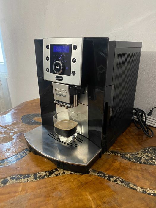 expresor / espressor cafea delonghi perfecta